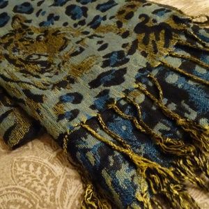 Pashmina Tiger Scarf